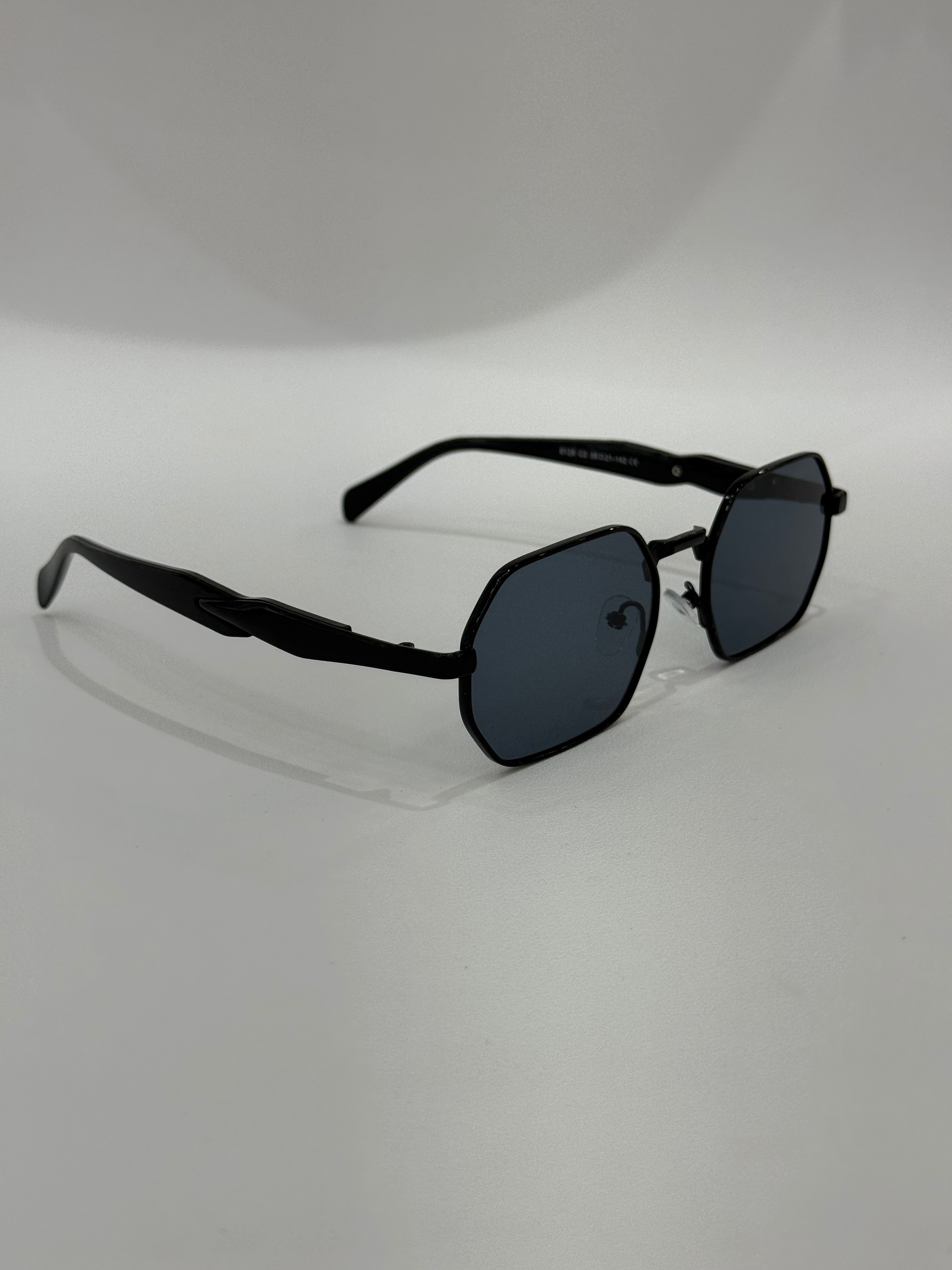 Octa black