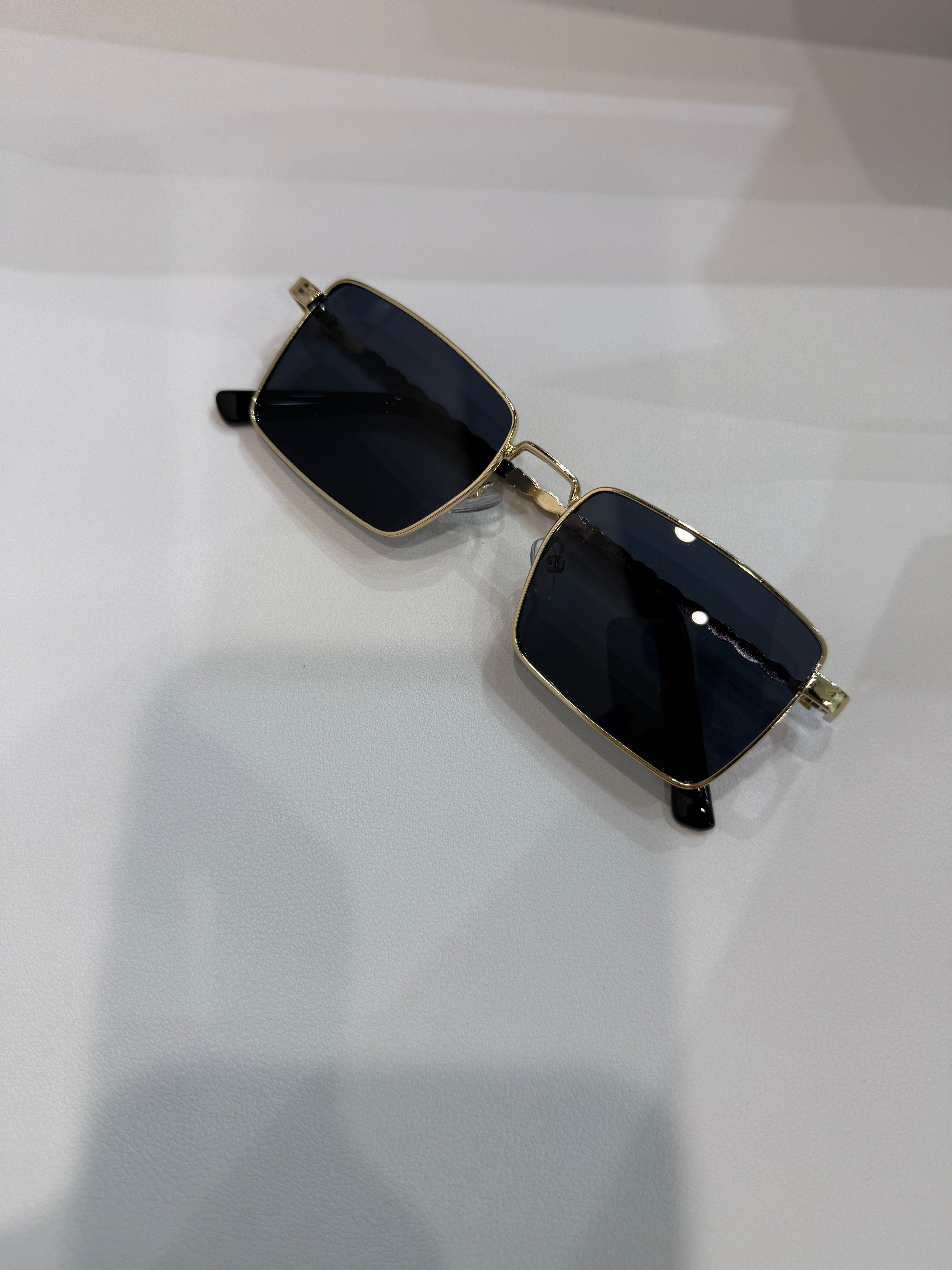 Square Gold nero