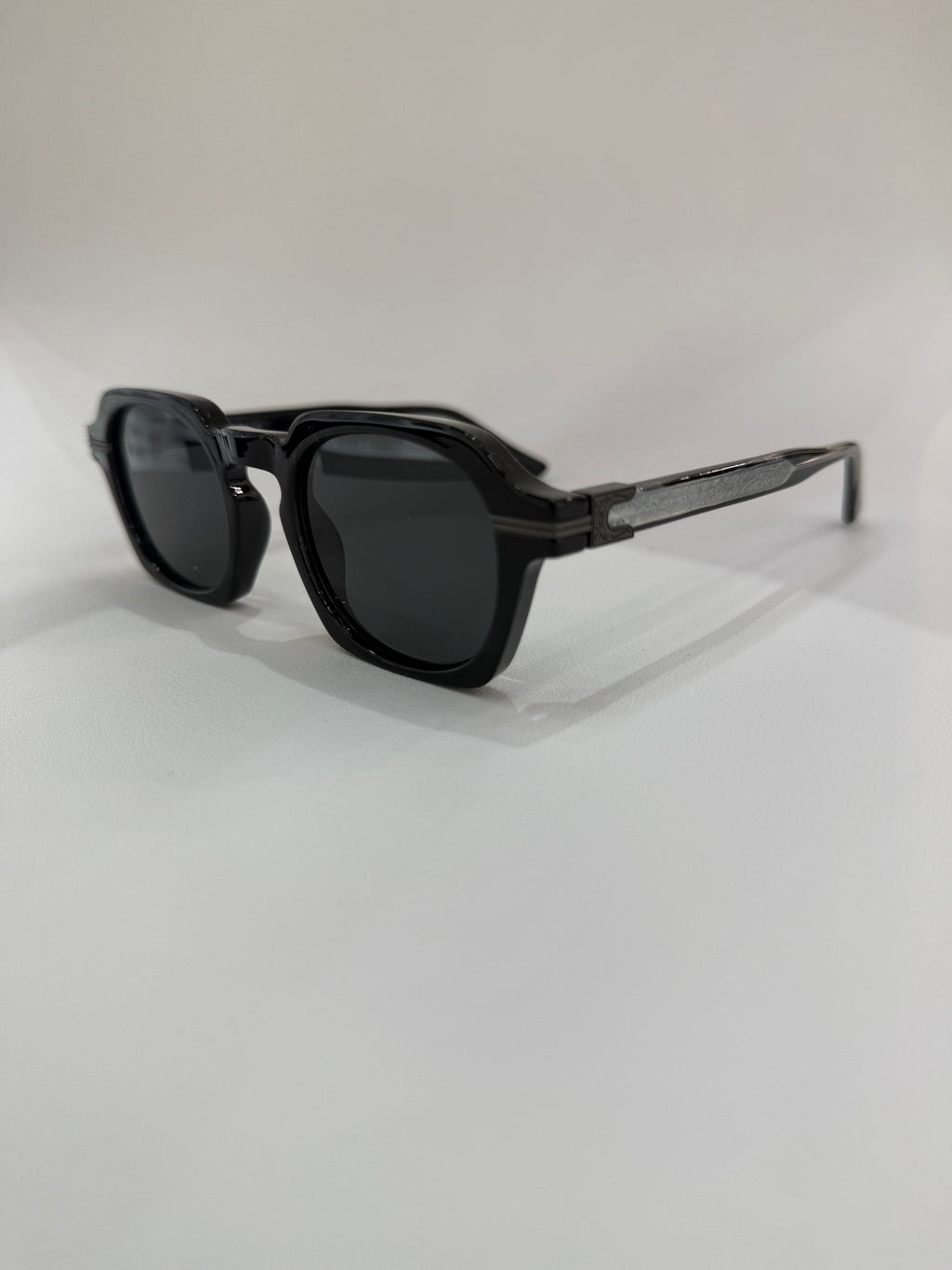 BR 205 nero lucido