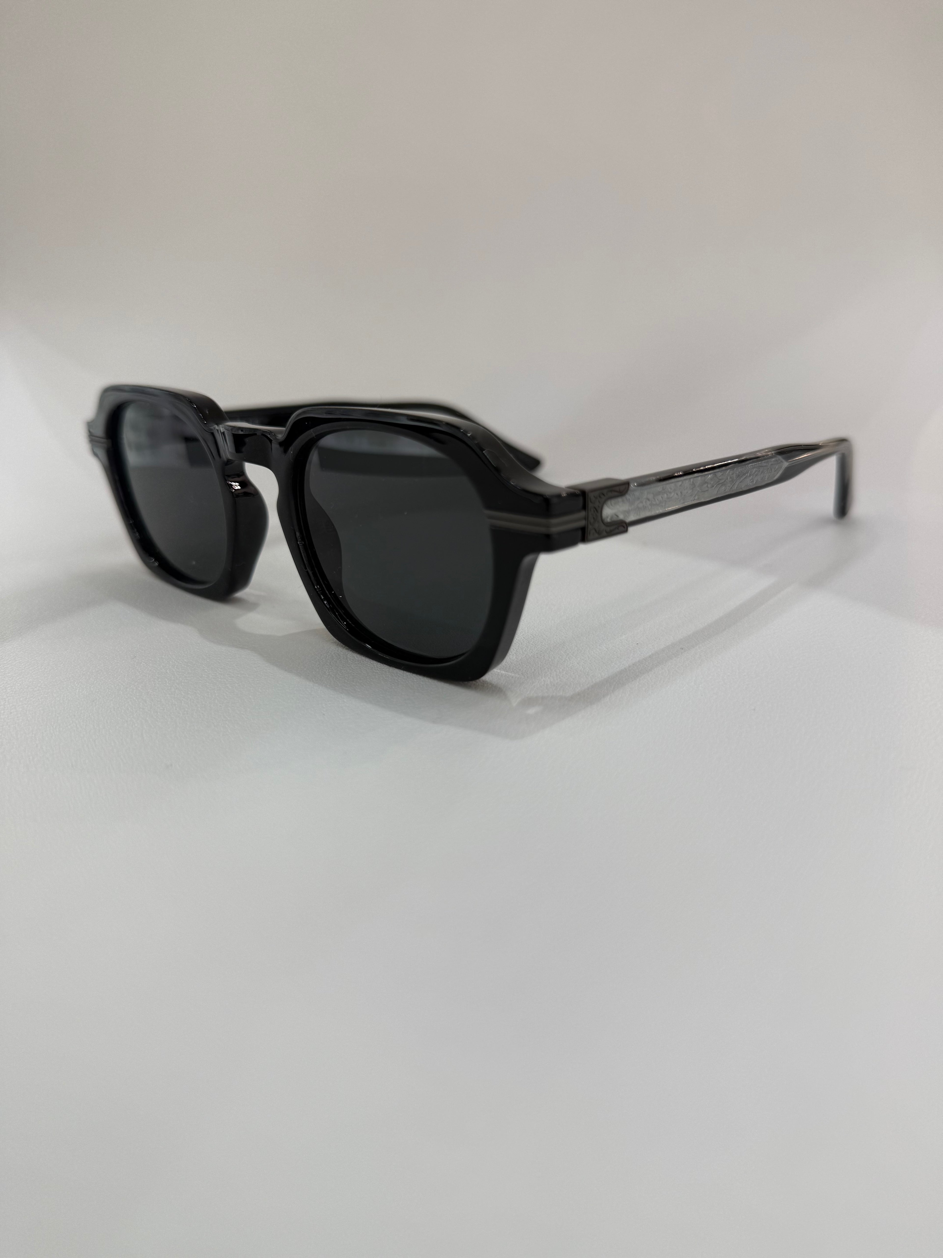 BR 205 nero lucido