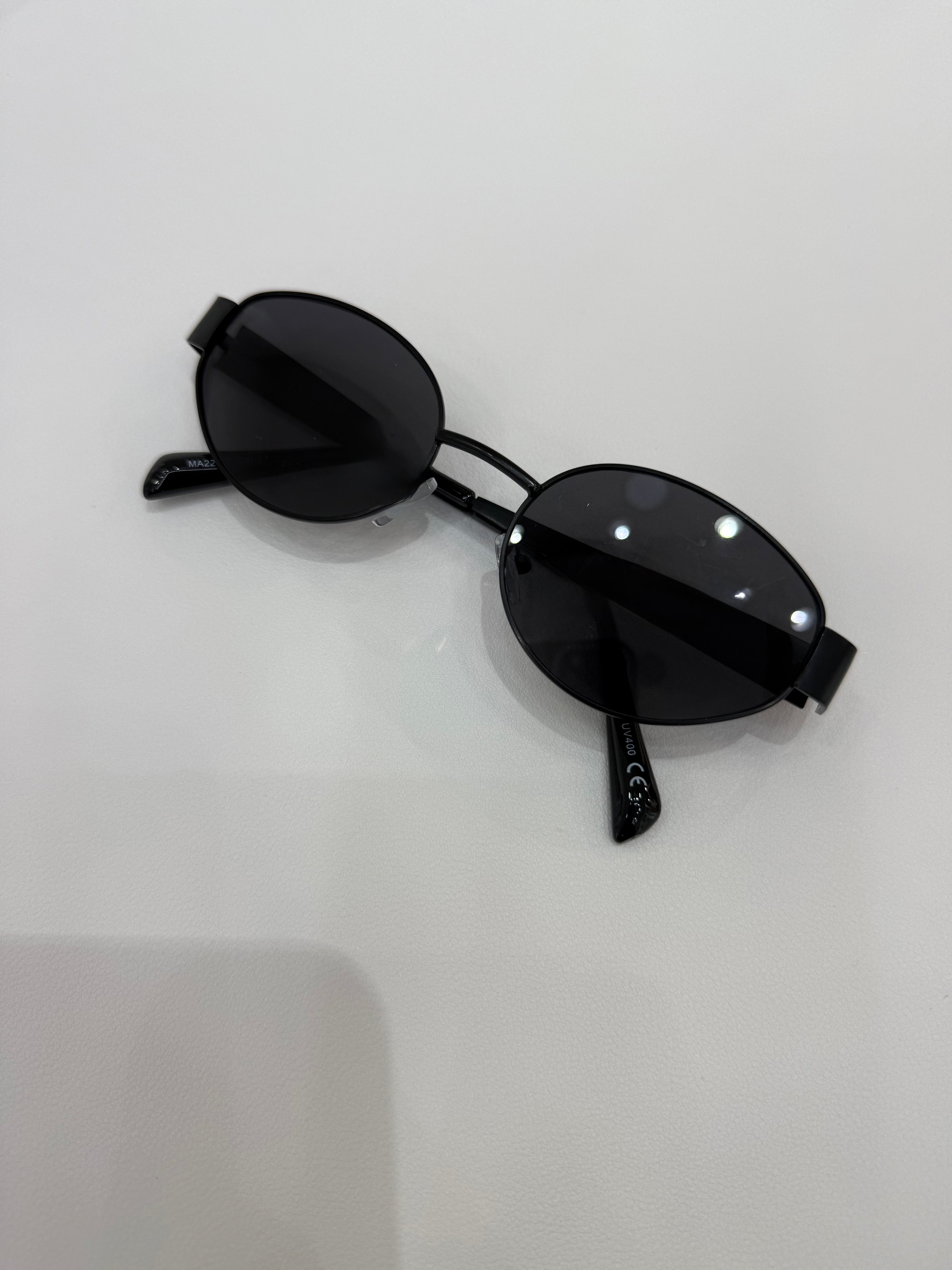 Ovale nero