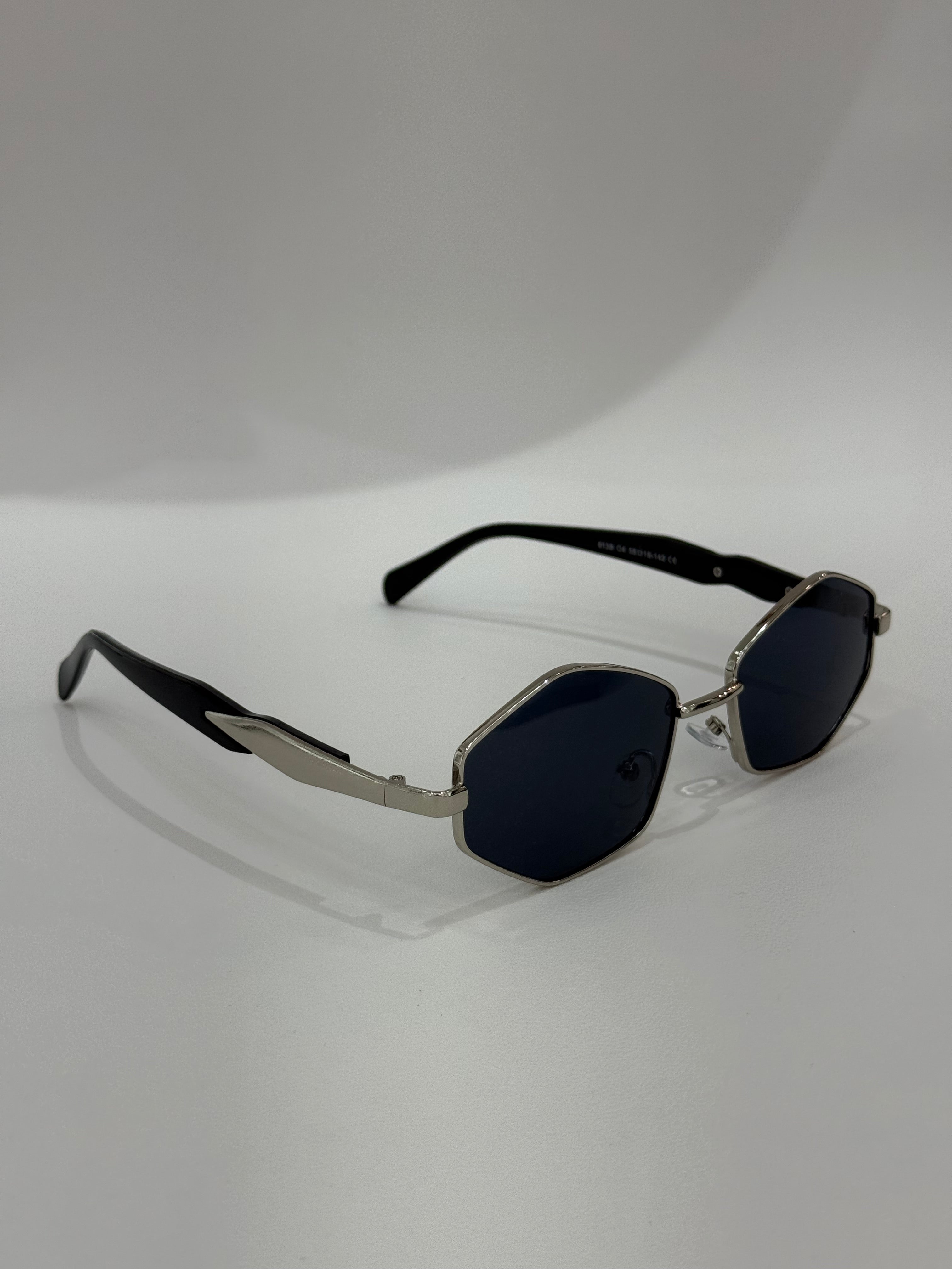 Axis silver
