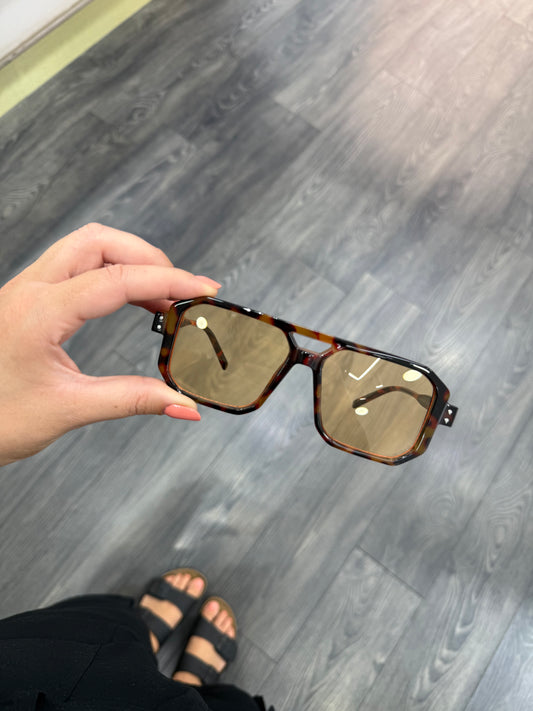 Renger tart/beige