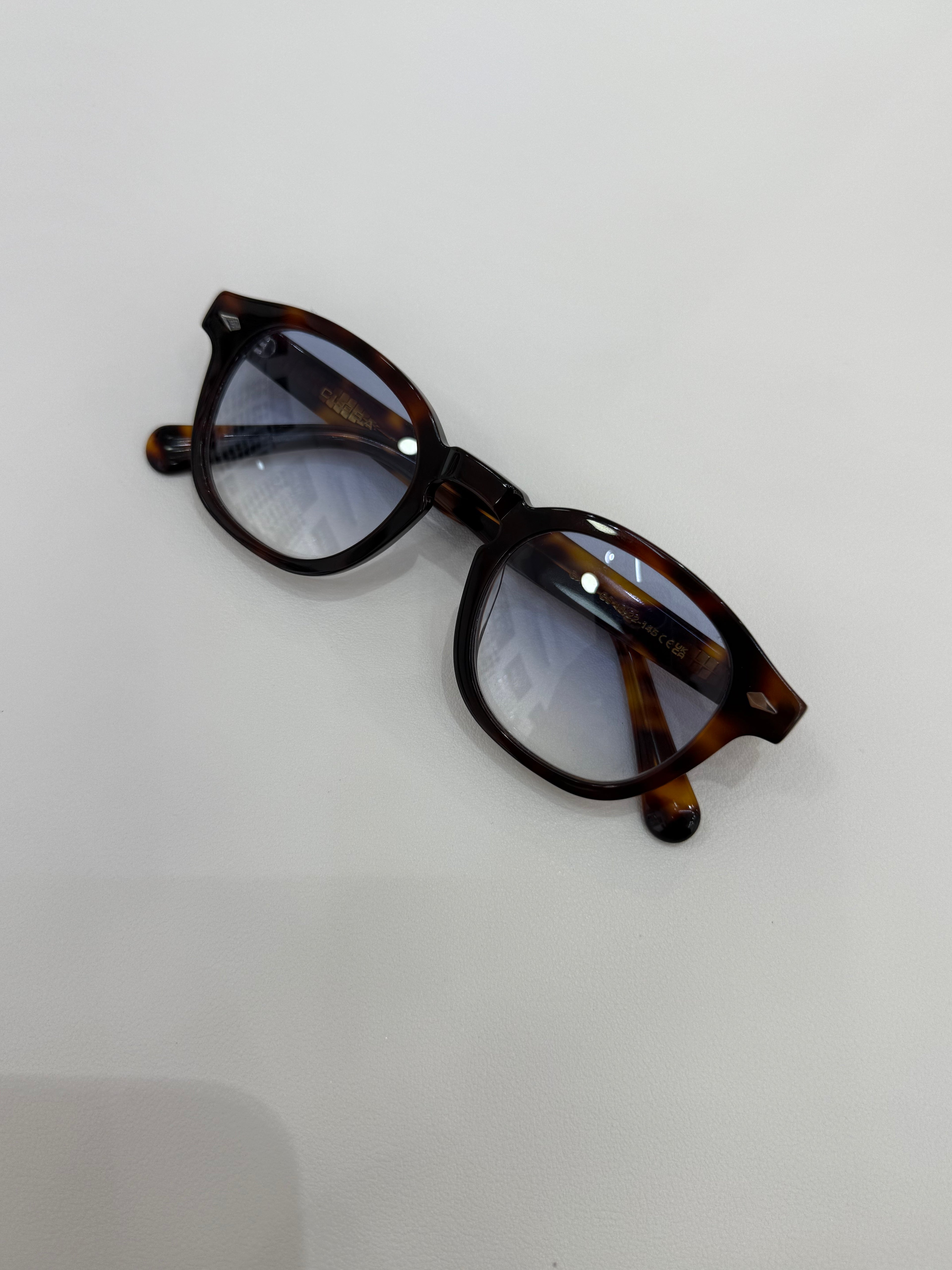 CA 554 tartarugato celeste sfumato